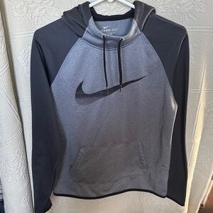 Nike Men's Two-Tone Gray and Black Hoodie